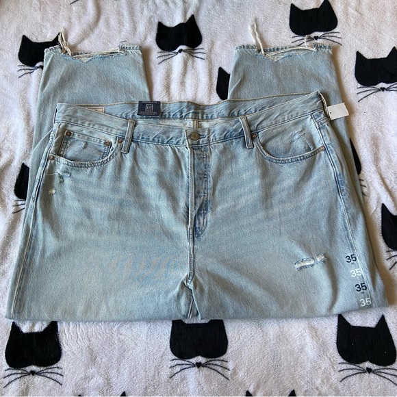 NWT Gap Boyfriend Midrise Straight Jeans Light Wash Distressed 20/35 - Picture 1 of 5